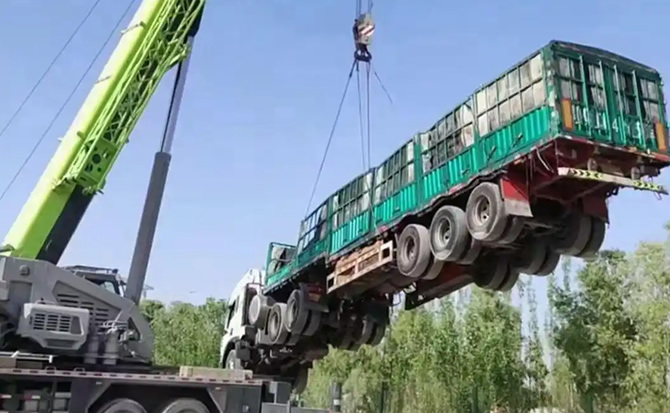 黟县道路脱困救援案例